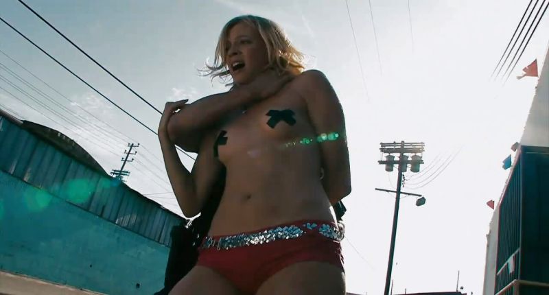 Amy Smart - Crank High Voltage - 2_3
