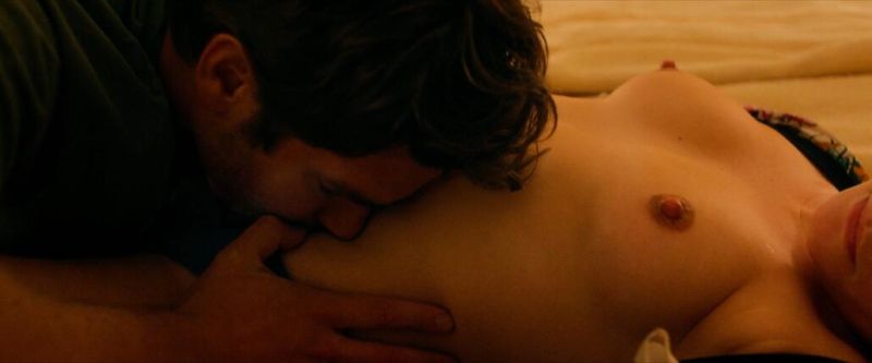 Florence Pugh - We Live in Time - 1_3
