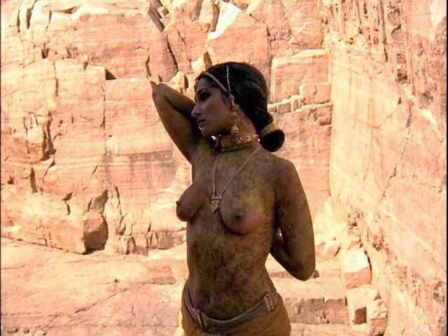 bM2960-IndiraVarma@KamaSutra-3_4
