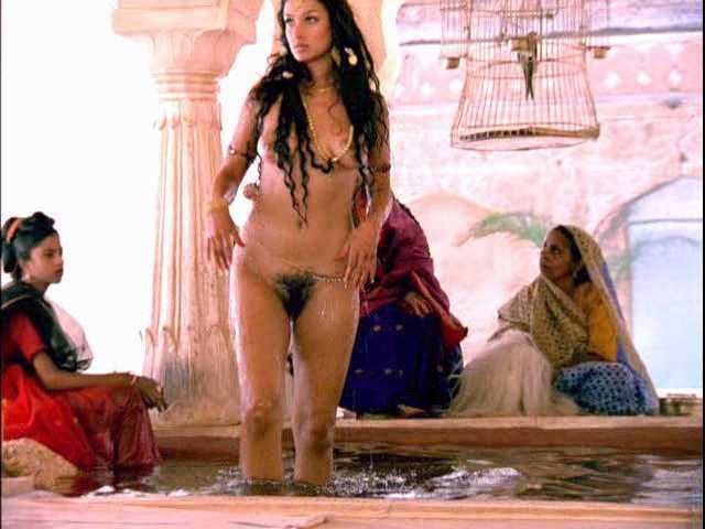 bM2961-IndiraVarma@KamaSutra-4_3
