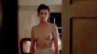 Kelly_McGillis_nude_281129.jpg